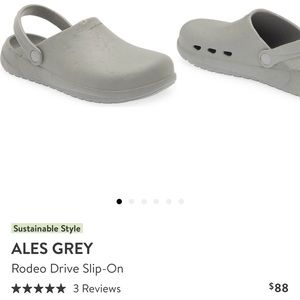 BRAND NEW Ales Grey Clogs
